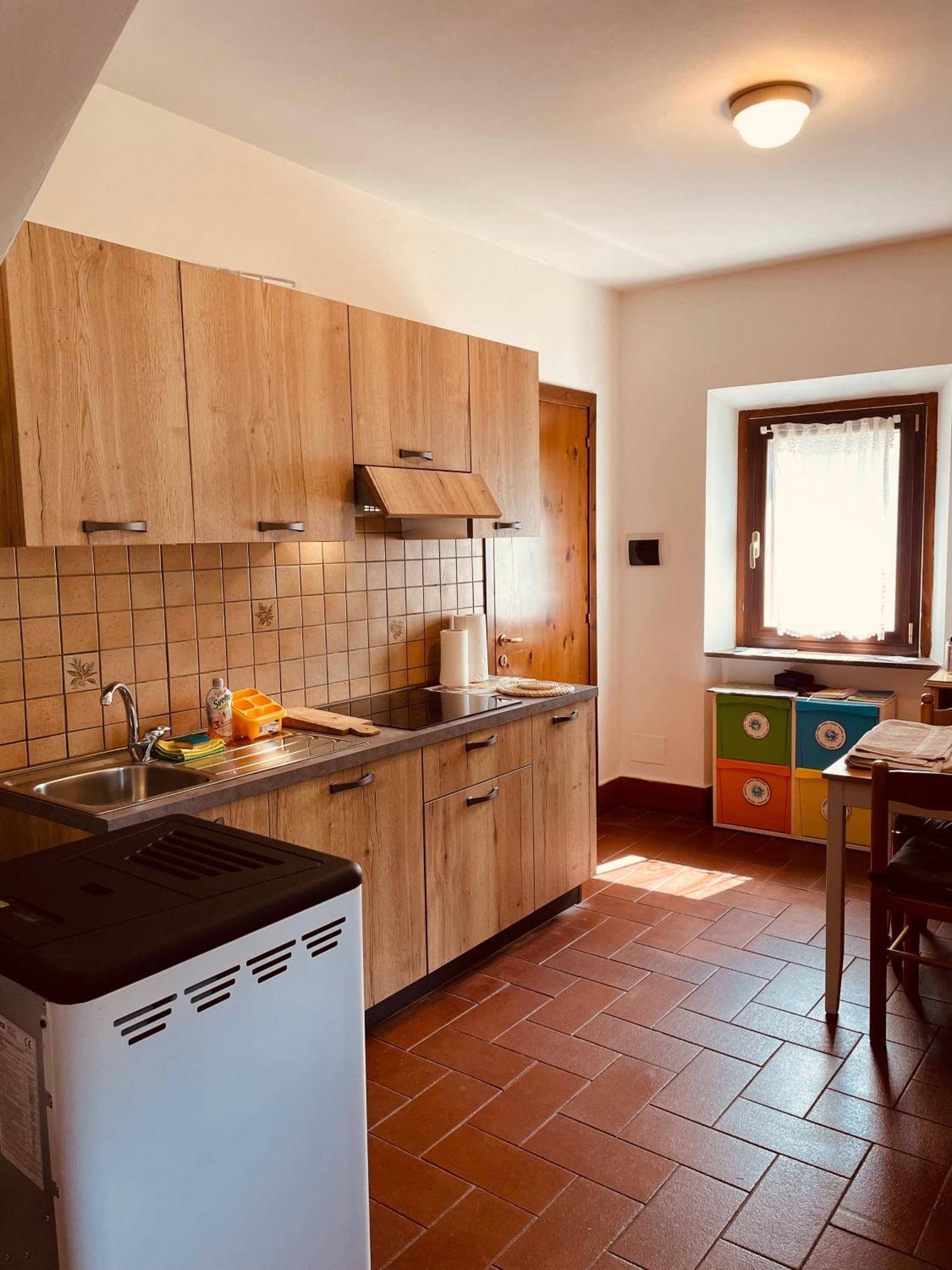 B&B Bivacco Frasassi Climbing & Trail Running House Дженга Экстерьер фото